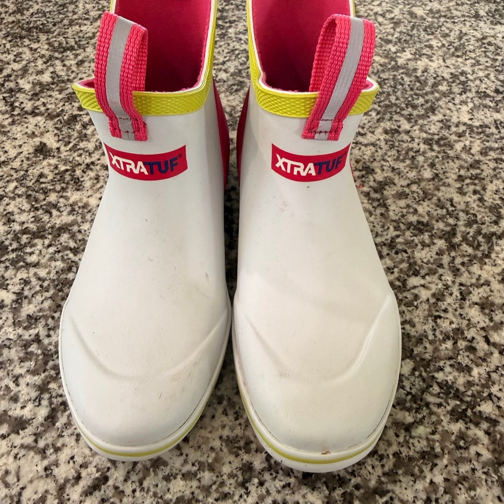 Kids White Waterproof Ankle Xtratuf boots with Pink Trim